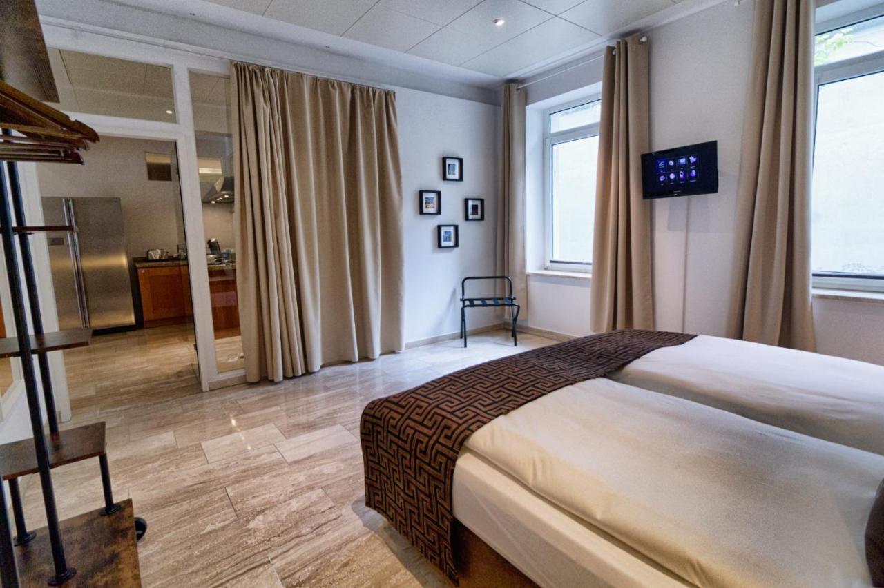 Neu! Einmaliges Loft Im Binnenhafen - Hafenblick! Hamburg-Harburg Buitenkant foto